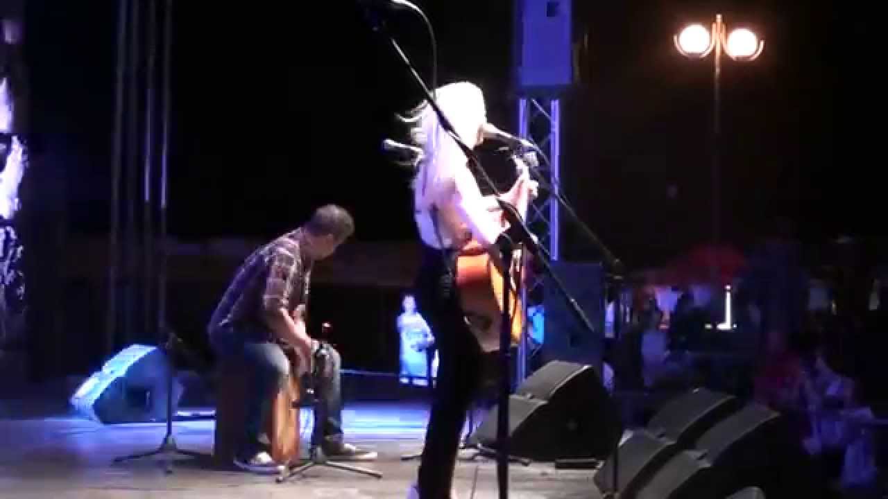 Slovakia 2015 - Watch Festdobrébohunice performance here - LUAN PARLE LUAN PARLE -
