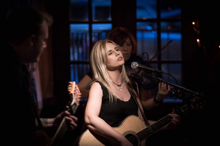 Give Me Shelter On RTÉ Radio 1 Playlist - LUAN PARLE LUAN PARLE - IMG 2600